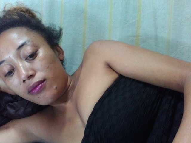 Capturas de tela de transmissão Laurencia12