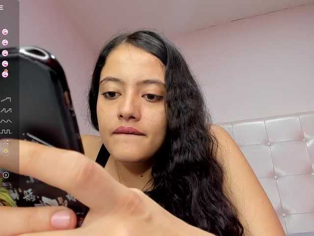 Capturas de tela de transmissão Laurie-Willia