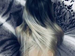 Chat de vídeo erótico LeilaBlonde