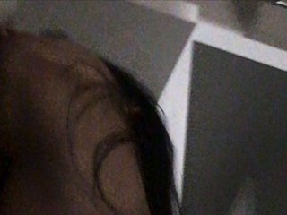 Capturas de tela de transmissão LeilaLilBomb