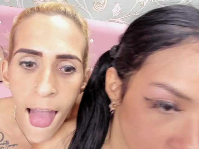 Capturas de tela de transmissão LesbiansTasty