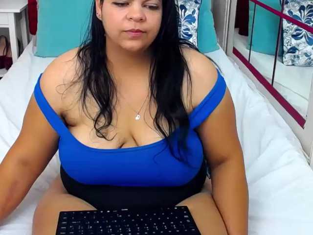 Capturas de tela de transmissão LeslieJoyy