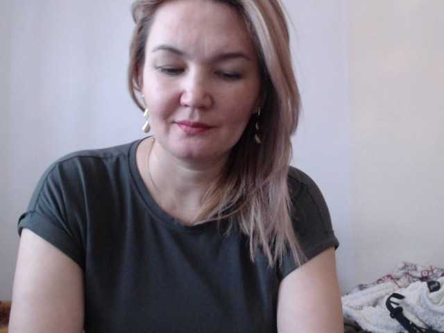 Capturas de tela de transmissão Leyla-Smile17