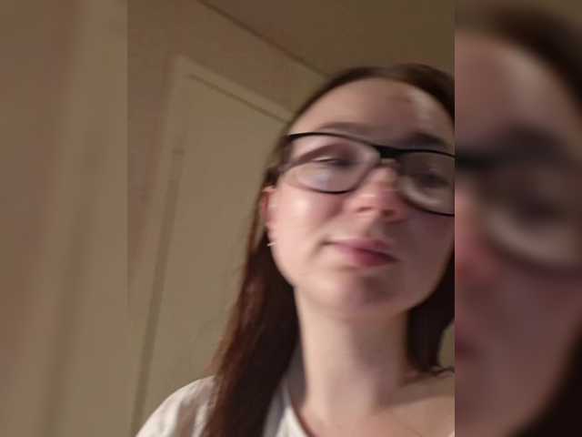 Capturas de tela de transmissão LiaMay