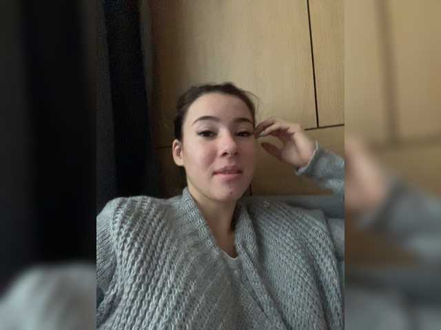 Capturas de tela de transmissão LikaVika