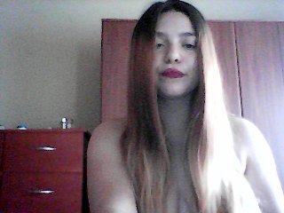 Fotos Lilith2000 ass show 10 tk, show boobs 5 tk, nude body 15 tk, twerking 20 tk merry christmas babies