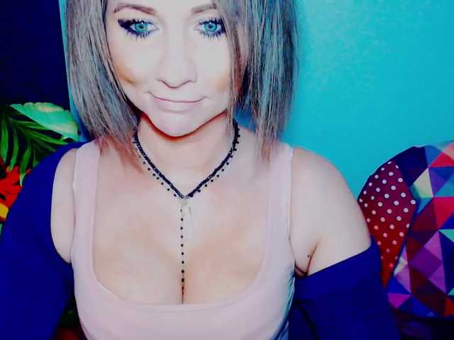 Fotos Lilly666 hey guys, ready for fun? i view cams for 50, to get preview of me is 70. lovense on, low 20, med 40, high 60. yes i use mic and toys, lets make it wild