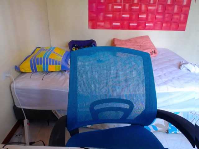 Capturas de tela de transmissão LillyBrooks