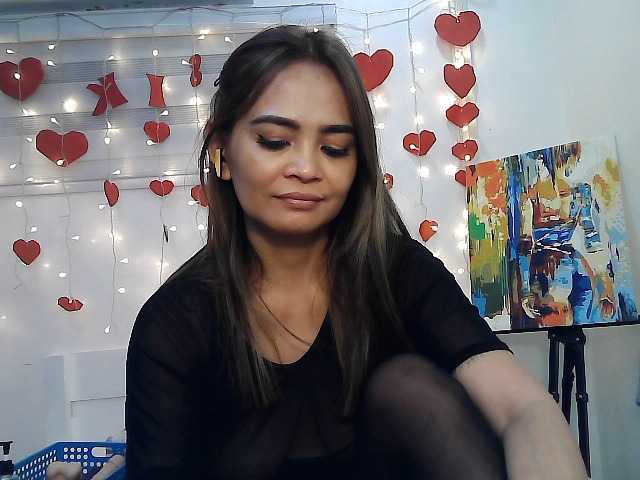 Capturas de tela de transmissão lilymaepinay