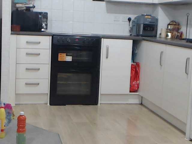 Capturas de tela de transmissão linawhite2