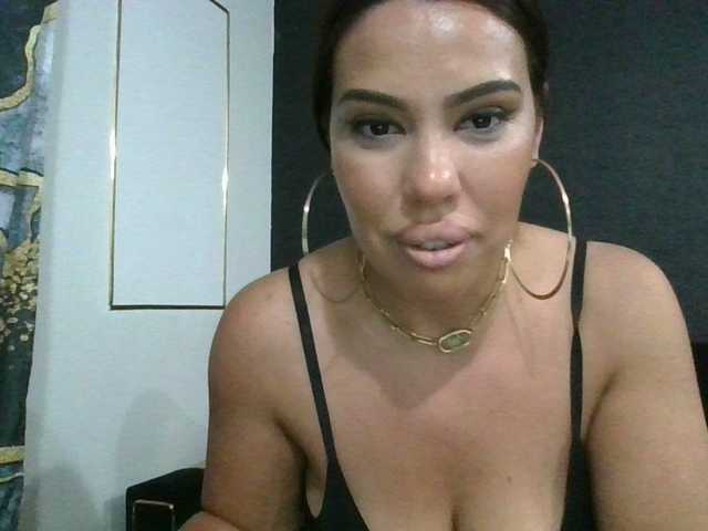 Capturas de tela de transmissão linawhite2
