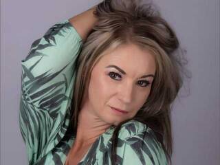 Chat de vídeo erótico Lionessss