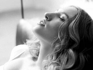 Chat de vídeo erótico LisaFoxy