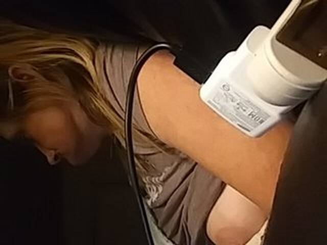 Capturas de tela de transmissão Littleshorty