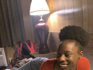 Chat de vídeo erótico littyleesh1