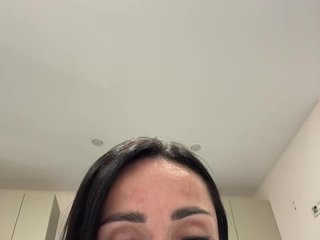Chat de vídeo erótico Liya-liya