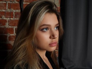 Chat de vídeo erótico llittleggerrl