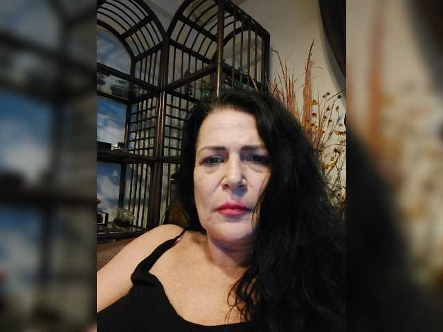 Capturas de tela de transmissão llulluche