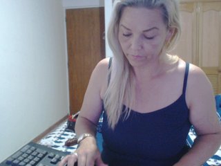 Fotos LOLABIGTITS i have lovense and hitachi and dildo for play pussy for me cum