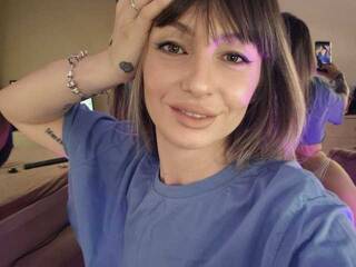 Chat de vídeo erótico LolaxCute