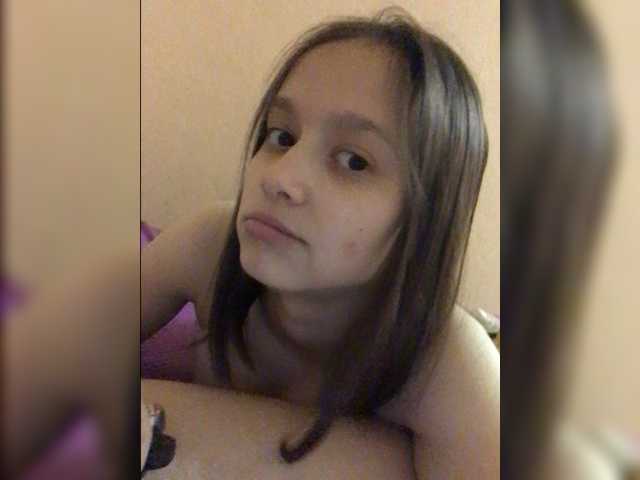 Capturas de tela de transmissão Loloskaa