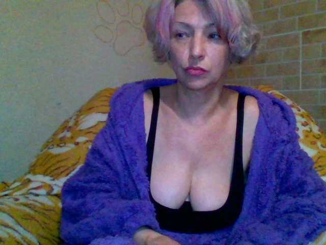 Capturas de tela de transmissão Lorie-Carrie
