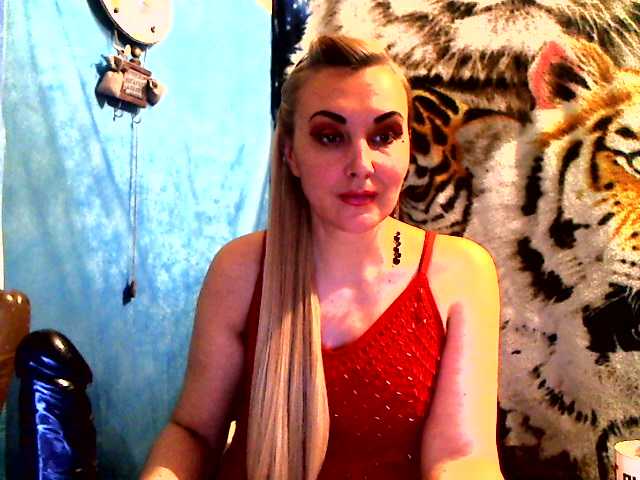 Capturas de tela de transmissão Lorushka