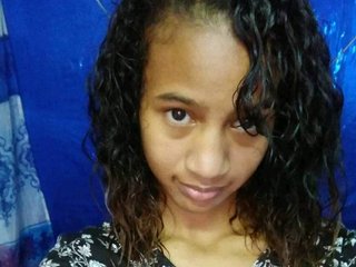 Chat de vídeo erótico Louane-1