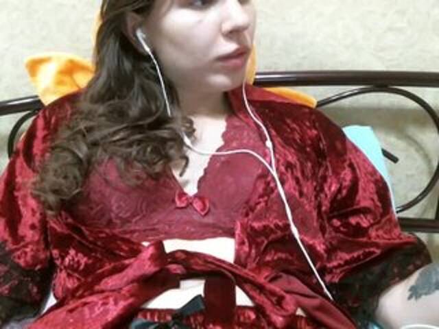 Capturas de tela de transmissão _lovekuni0_