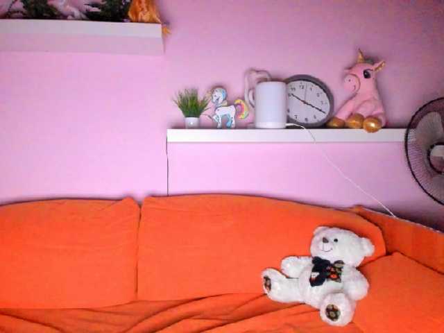 Capturas de tela de transmissão LoveMeLuvMe