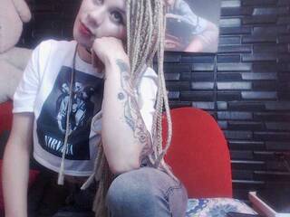 Chat de vídeo erótico lucier-evil