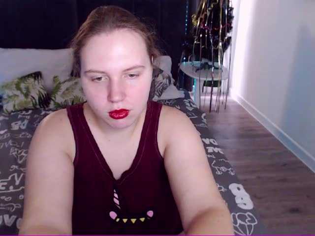 Capturas de tela de transmissão Lucy-McQueen