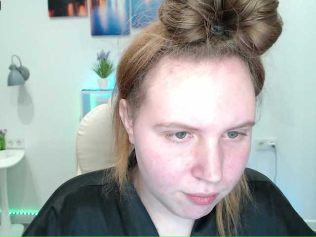 Capturas de tela de transmissão Lucy-McQueen