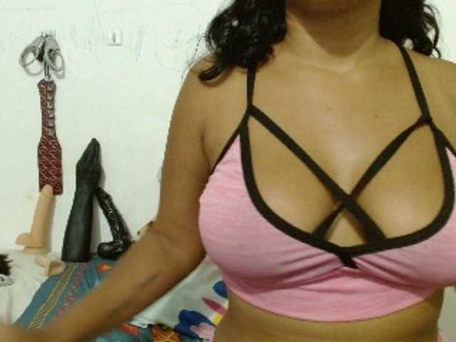 Capturas de tela de transmissão lucyfer26girl