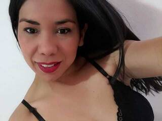 Chat de vídeo erótico LylyRc