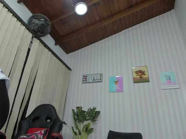 Capturas de tela de transmissão Mackenzie-