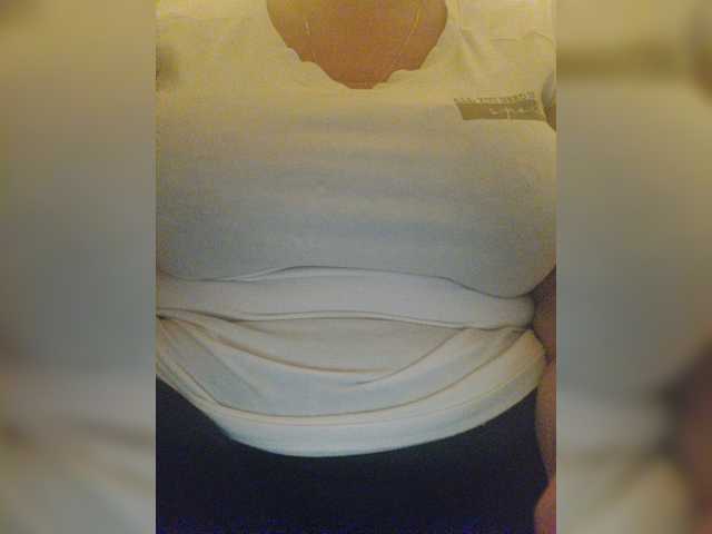 Capturas de tela de transmissão MadamSG