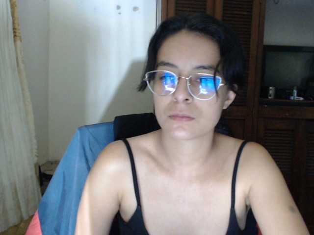 Capturas de tela de transmissão Madelyne