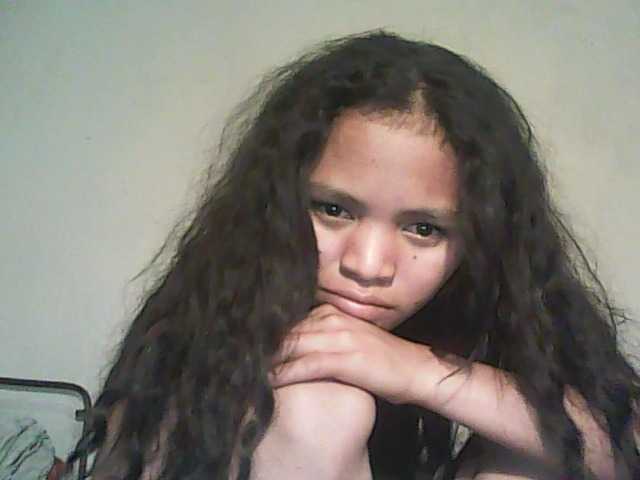 Capturas de tela de transmissão Maelah