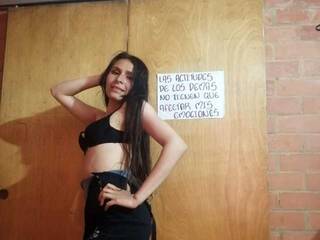 Chat de vídeo erótico maggi-simpson