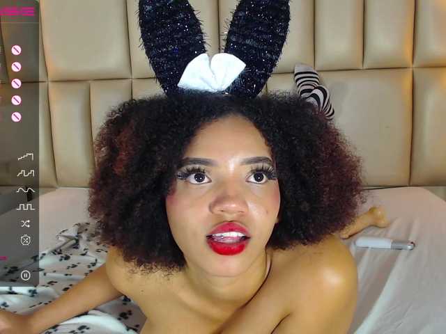 Capturas de tela de transmissão MalaikaBrown