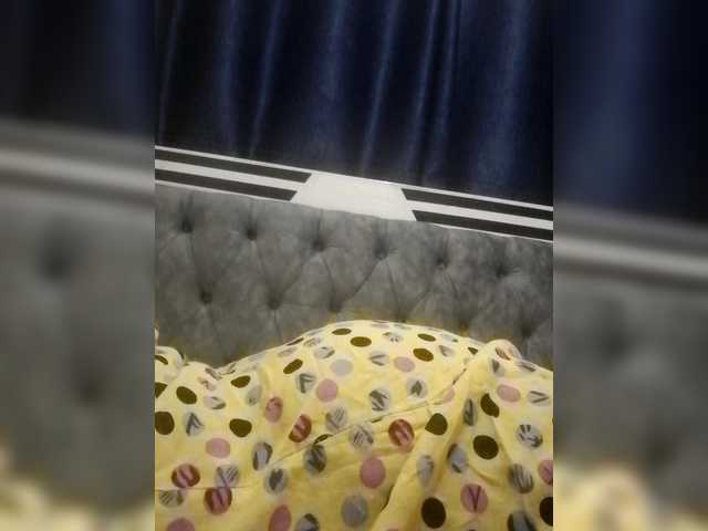 Capturas de tela de transmissão Malika16