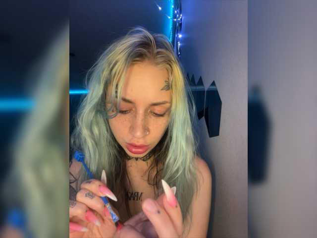 Capturas de tela de transmissão Lil_Lu