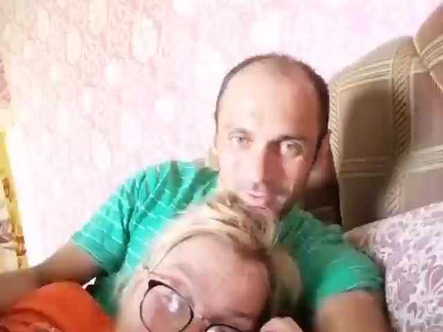 Capturas de tela de transmissão Manechka9serg