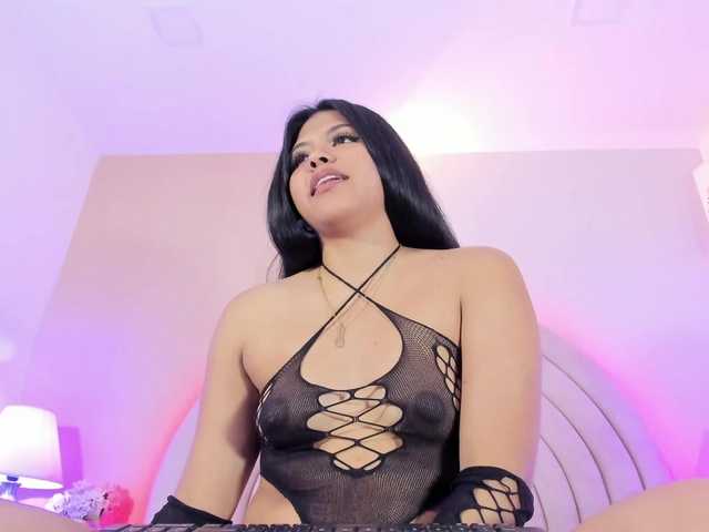 Capturas de tela de transmissão MarcelineTemptation