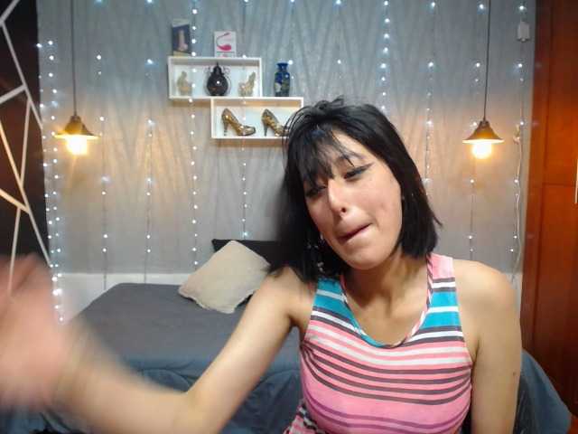 Capturas de tela de transmissão Mariana-Jones