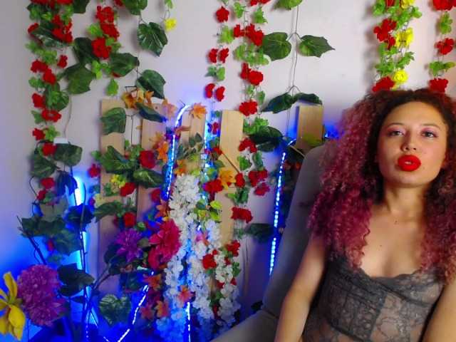 Capturas de tela de transmissão Mariana-Lope
