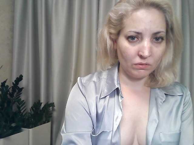 Fotos mariska-kiska look at camera 25, show nipple 20, show breast 40, open pussy 50, open ass 70, undress and show my holes 100 tokens