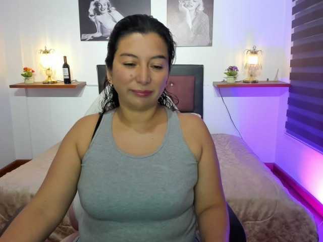 Fotos Maryc01 we #new guys!!! come on let's go #cum thogether!!! GOAL CUM! #latina #couple
