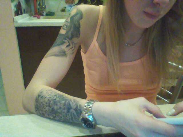 Capturas de tela de transmissão HarleySweet